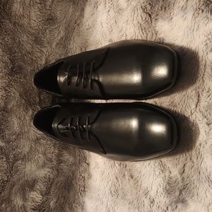 Bruno Marc dress shoe
